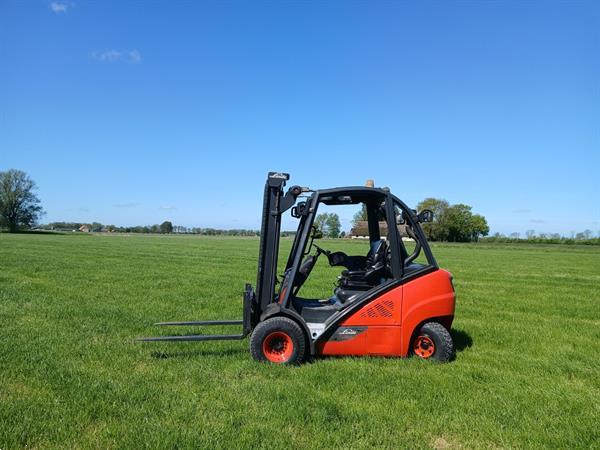 Grote foto linde h20d evo all terrain agrarisch heftrucks