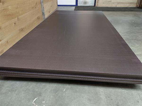 Grote foto 18mm berken betonplex antislip hexa 125x250cm doe het zelf en verbouw hout en planken