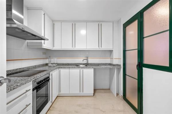 Grote foto uw nieuwe appartement aan zwembad in finestrat met huizen en kamers nieuw europa
