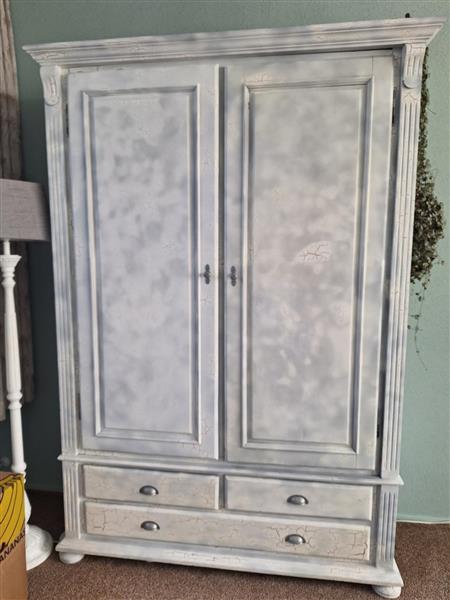 Grote foto grote kast huis en inrichting wandmeubels