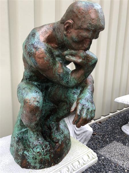 Grote foto sculptuur verkoperd gietijzeren beeld de denker geweldig mooi beeld tuin en terras tuindecoratie