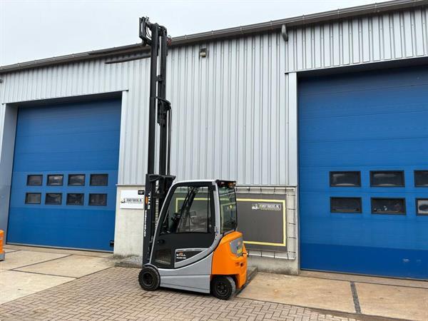 Grote foto vs 22877 elektrische heftruck still rx20 20p agrarisch heftrucks