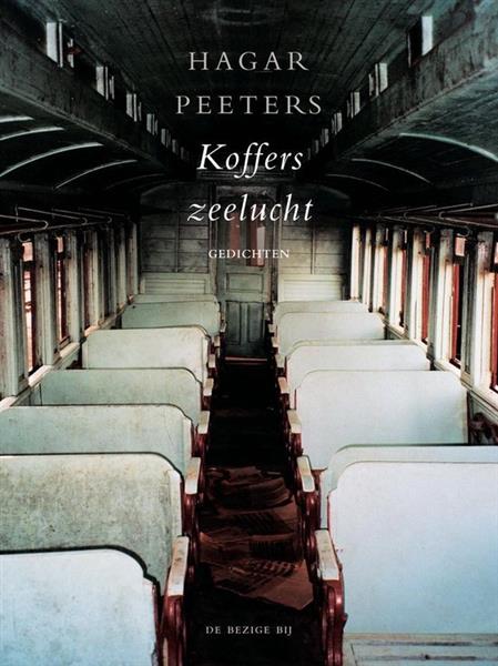 Grote foto hagar peeters koffers zeelucht cd boeken gedichten en po zie