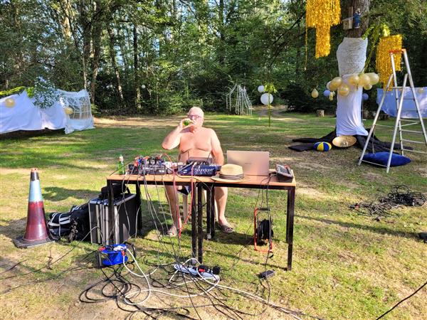Grote foto zoek reisgenoot 11 tm 23 juni erotiek man zoekt nmalig contact man