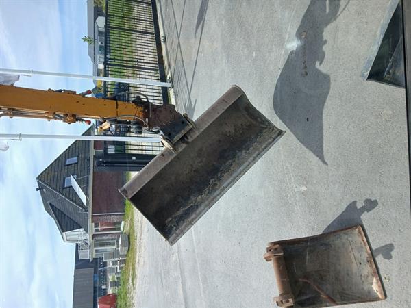 Grote foto kato midi kraan 8.5 ton met kantelstuk op de bak doe het zelf en verbouw kranen en graafmachines