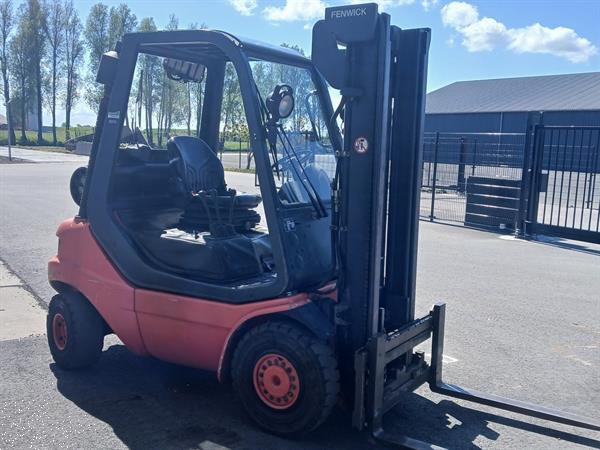 Grote foto linde h25t 4 functies agrarisch heftrucks