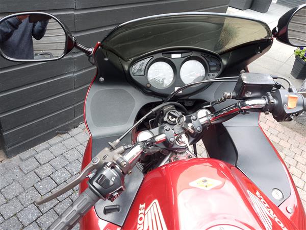 Grote foto deauville 650 motoren honda