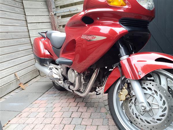 Grote foto deauville 650 motoren honda