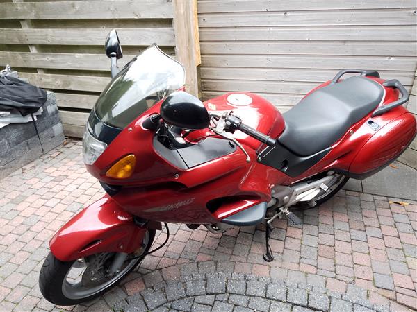 Grote foto deauville 650 motoren honda