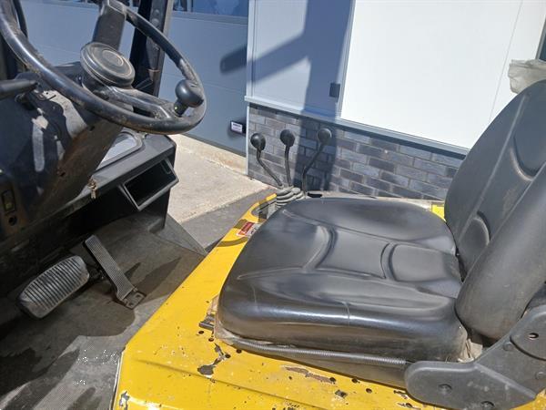 Grote foto yale 2.5ton deisel triplo rotator agrarisch heftrucks