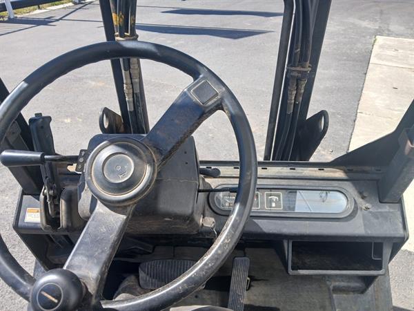 Grote foto yale 2.5ton deisel triplo rotator agrarisch heftrucks