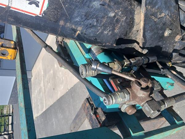Grote foto yale 2.5ton deisel triplo rotator agrarisch heftrucks