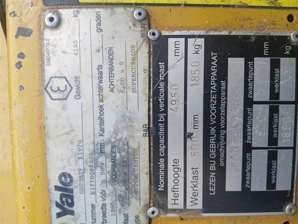 Grote foto yale 2.5ton deisel triplo rotator agrarisch heftrucks