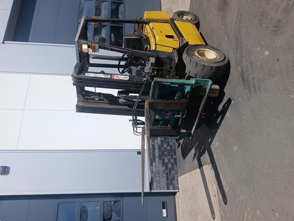 Grote foto yale 2.5ton deisel triplo rotator agrarisch heftrucks