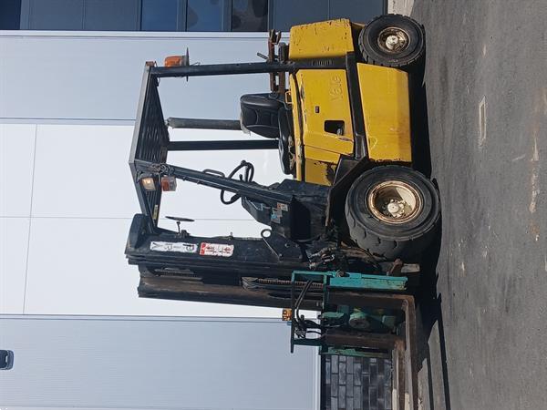 Grote foto yale 2.5ton deisel triplo rotator agrarisch heftrucks