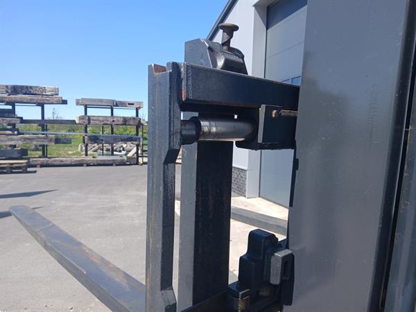 Grote foto linde h30d met freelift en sideshift. agrarisch heftrucks