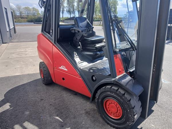Grote foto linde h30d met freelift en sideshift. agrarisch heftrucks