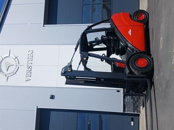 Grote foto linde h30d met freelift en sideshift. agrarisch heftrucks