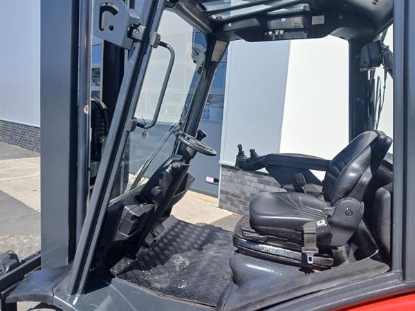Grote foto linde h30d met freelift en sideshift. agrarisch heftrucks