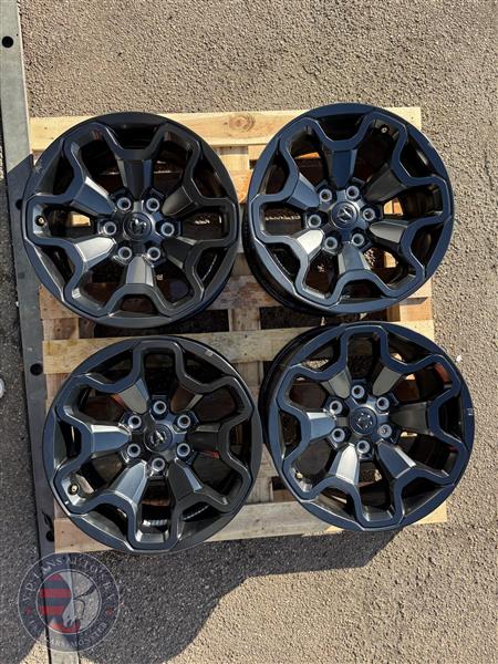 Grote foto originele ram 1500 velgen 18 inch 6x139.7 auto onderdelen overige auto onderdelen