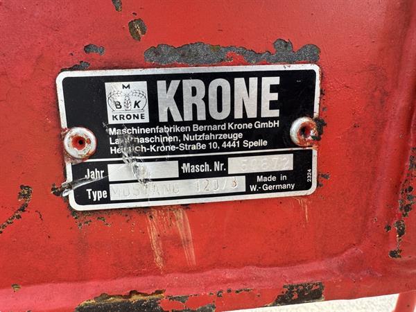 Grote foto krone mustang 120 3 ploeg 3 schaar agrarisch ploegen