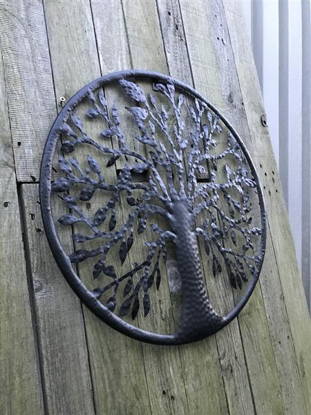 Grote foto wandornament levensboom met vogels erin mat zwart tuin en terras tuindecoratie