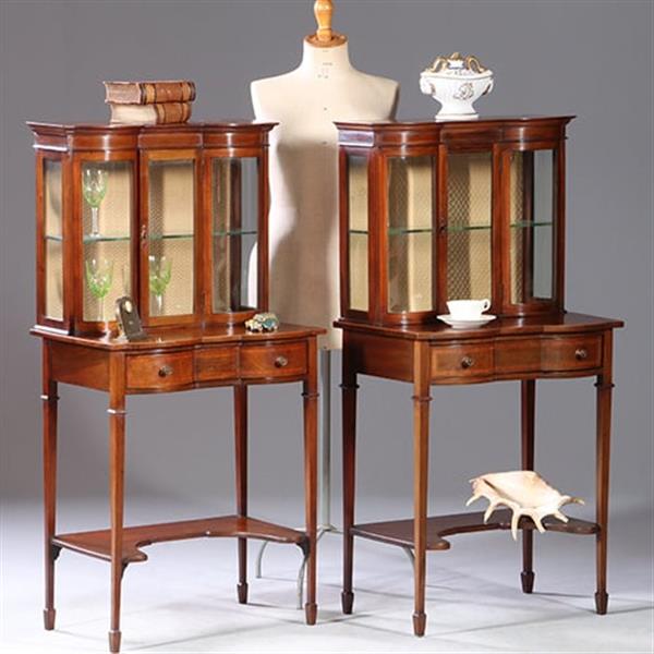 Grote foto stel van 2 kleine identieke vitrines ca 1900 engeland no.922870. antiek en kunst stoelen en banken