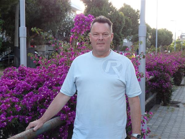 Grote foto maatje gezocht contacten en berichten man zoekt vrouw