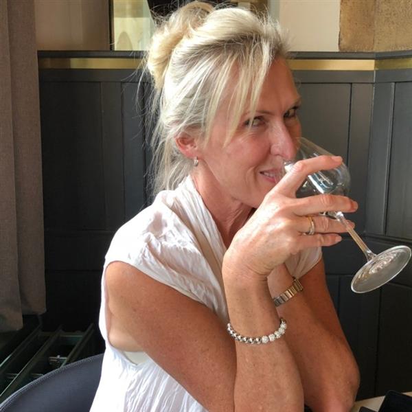 Grote foto lieve man zonder gekkigheid gezocht contacten en berichten vrouw zoekt man