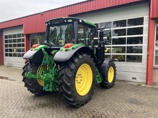 Grote foto john deere 6120m 782072 agrarisch tractoren