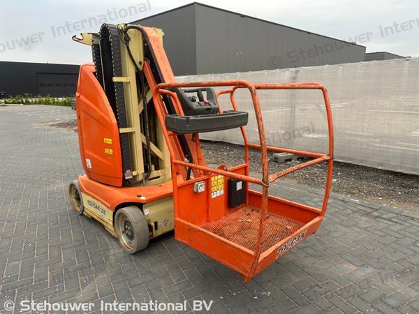 Grote foto jlg toucan 10e masthoogwerker verticale mast hoogwerker doe het zelf en verbouw hoogwerkers