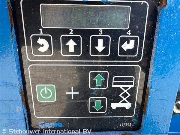 Grote foto genie gs2032 hoogwerker schaarhoogwerker gs 2032 doe het zelf en verbouw hoogwerkers