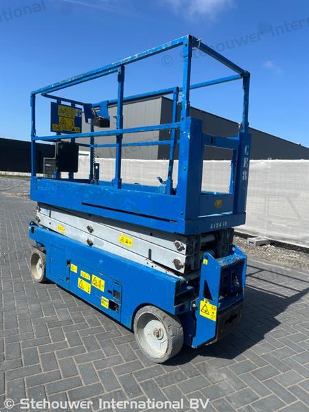 Grote foto genie gs2032 hoogwerker schaarhoogwerker gs 2032 doe het zelf en verbouw hoogwerkers