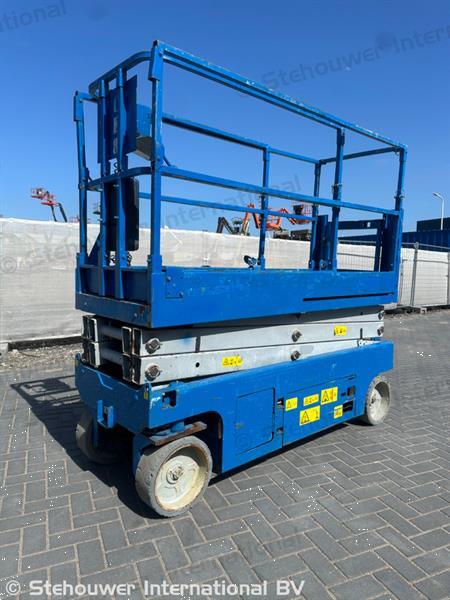 Grote foto genie gs2032 hoogwerker schaarhoogwerker gs 2032 doe het zelf en verbouw hoogwerkers