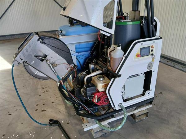 Grote foto heatweed heetwaterunit tuin en terras hogendrukreinigers