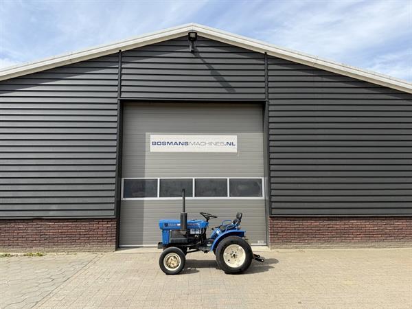 Grote foto iseki tx1410 4wd minitractor op gazonbanden agrarisch tractoren