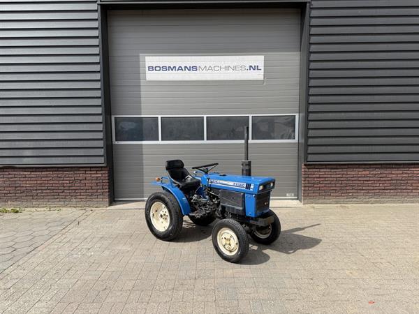 Grote foto iseki tx1410 4wd minitractor op gazonbanden agrarisch tractoren