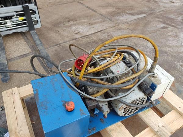 Grote foto g. power lift ev 145 hydraulische schaarlift 1500 kg doe het zelf en verbouw hefwerktuigen