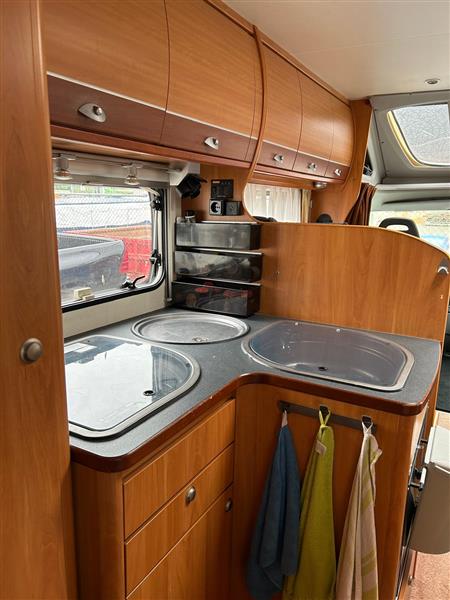 Grote foto camper chateau caravans en kamperen campers