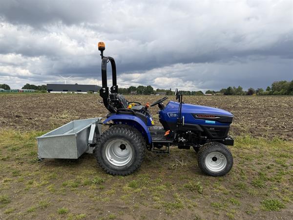 Grote foto farmtrac ft26 hst minitractor demo 2026 38 uur incl grondbak agrarisch tractoren