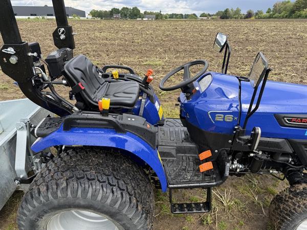 Grote foto farmtrac ft26 hst minitractor demo 2026 38 uur incl grondbak agrarisch tractoren