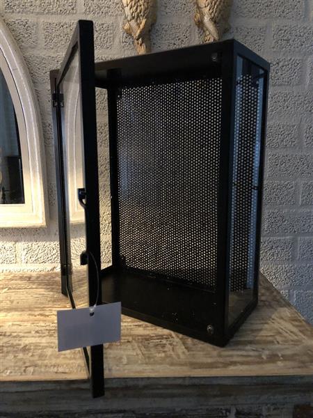 Grote foto wandvitrine kast metaal zwart met acrylaat glas zeer fraai huis en inrichting woningdecoratie