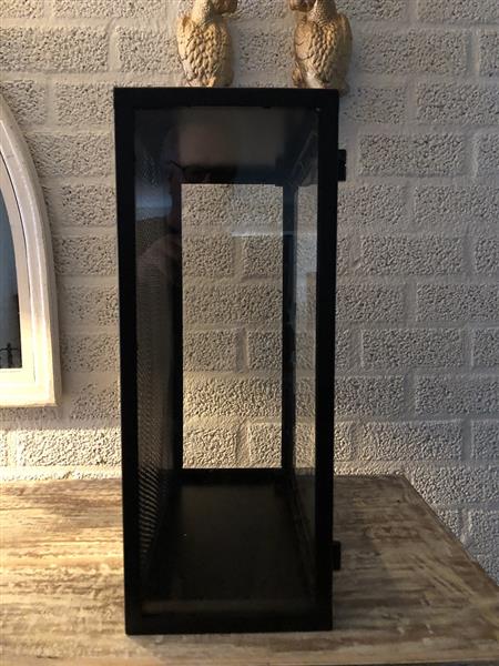 Grote foto wandvitrine kast metaal zwart met acrylaat glas zeer fraai huis en inrichting woningdecoratie