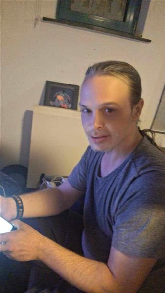 Grote foto date met lieve vrouwen contacten en berichten vrouw zoekt man