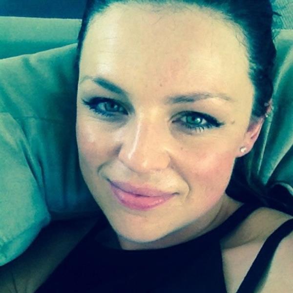 Grote foto ik zoek iemand met een fijn karakter contacten en berichten vrouw zoekt man