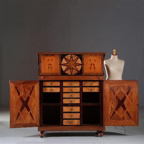 Grote foto hollands bureau ingelegd met sterren ca 1700 een fabuleuze blikvanger no.822411 antiek en kunst overige in antiek gebruiksvoorwerpen