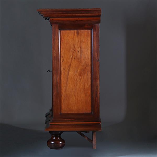 Grote foto koloniale kast ca 1700 museale kwaliteit in massief palissander en djati no 311425 antiek en kunst stoelen en banken