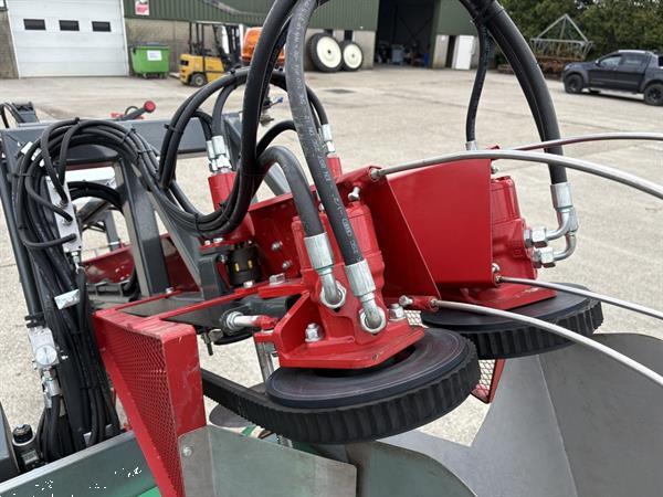 Grote foto van houcke venkelrooier klembandrooier agrarisch oogstmachines