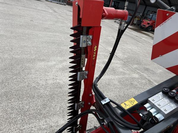 Grote foto van houcke venkelrooier klembandrooier agrarisch oogstmachines