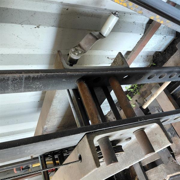 Grote foto matra werke gmbh zware werkplaatspers doe het zelf en verbouw ijzerwaren en bevestigingsmiddelen